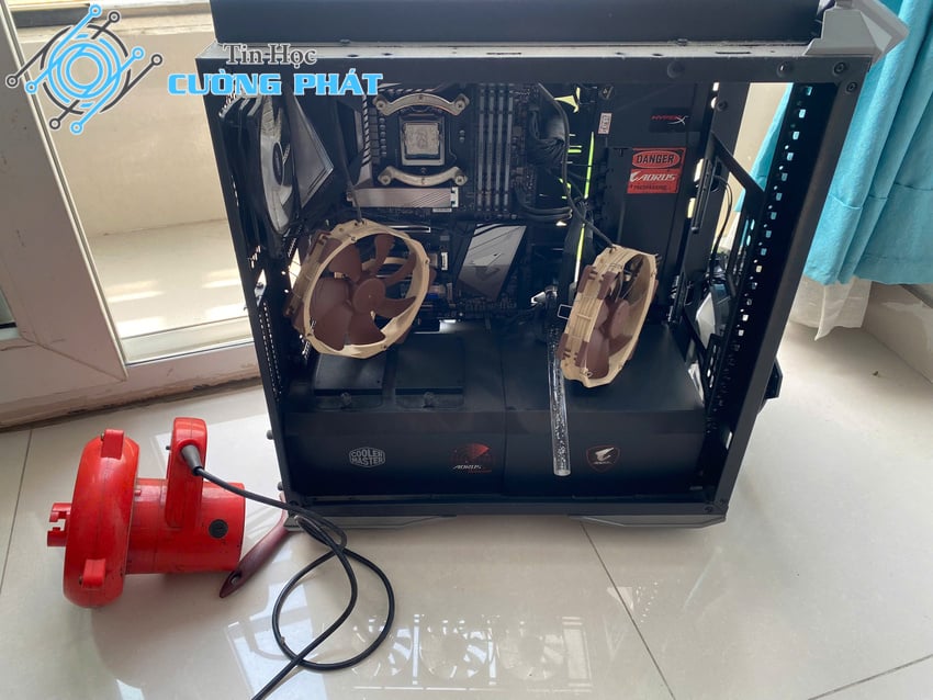vệ sinh máy tính hóc môn