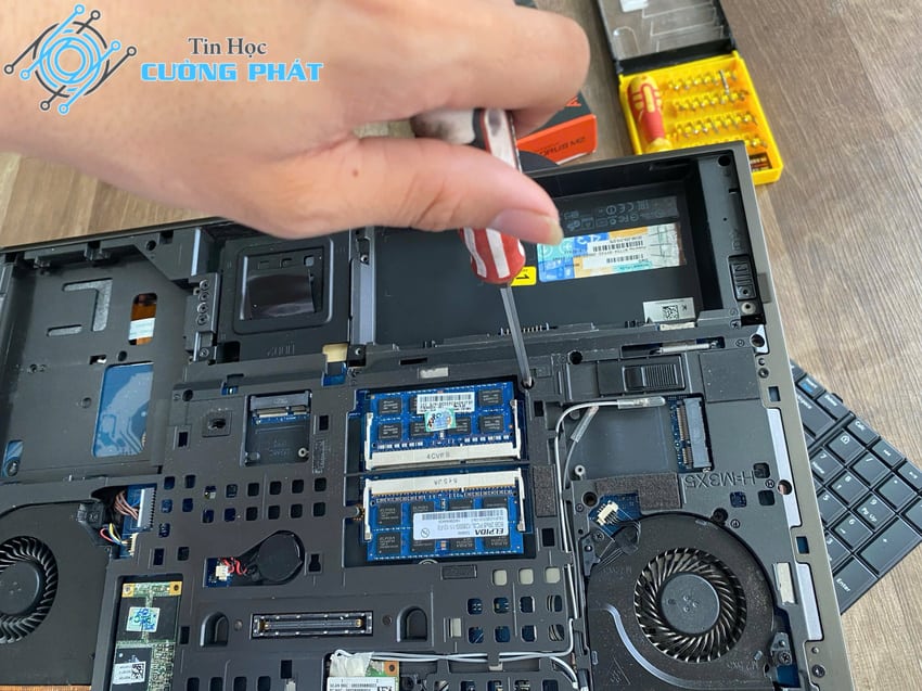 Dịch vụ sửa laptop quận 3