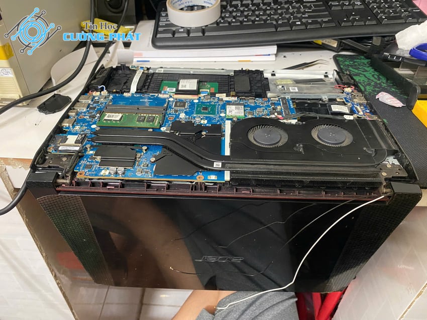 sửa laptop tận nơi quận 4