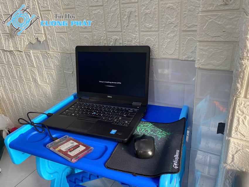 sửa laptop tận nơi quận tân phú