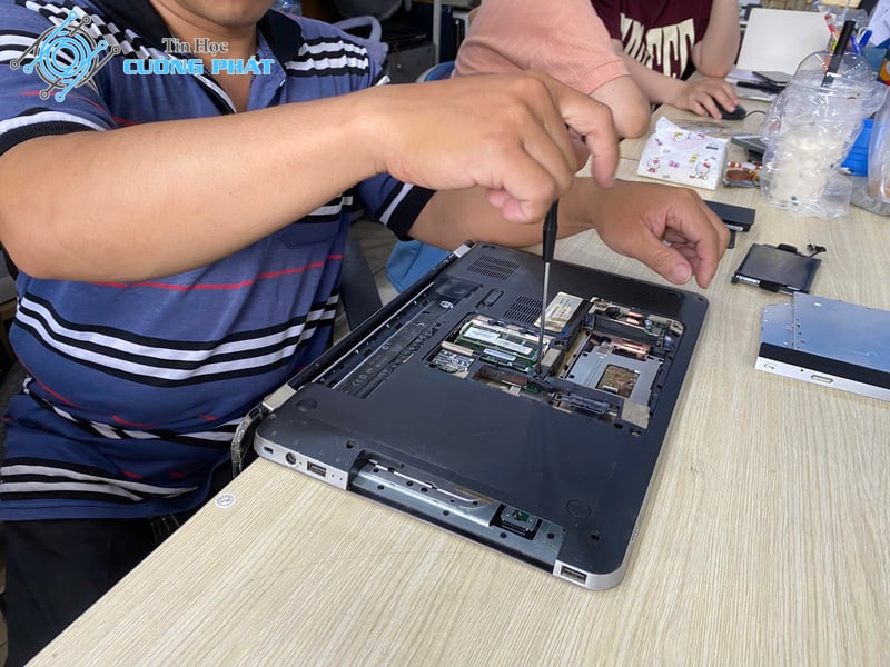 nâng cấp laptop quận 4