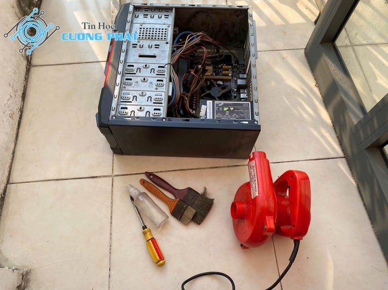 vệ sinh máy tính tại nhà quận tân bình