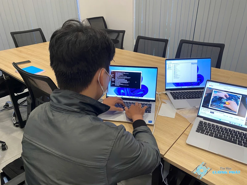 Ảnh đại diện dịch vụ sửa laptop mất card wifi