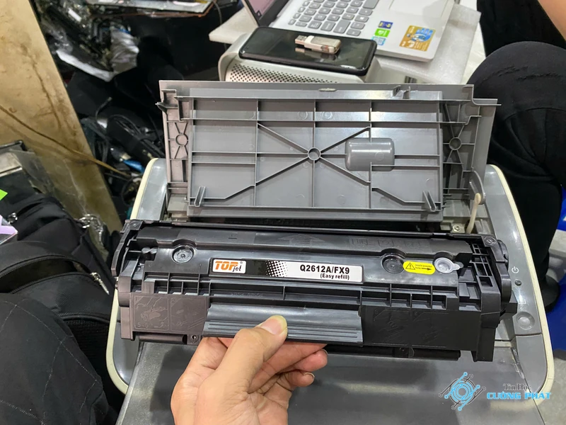 nạp mực máy in canon 6030 hình ảnh minh họa chuyên sâu 3