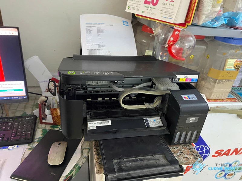 Nạp mực máy in epson hình ảnh minh họa chuyên sâu 3
