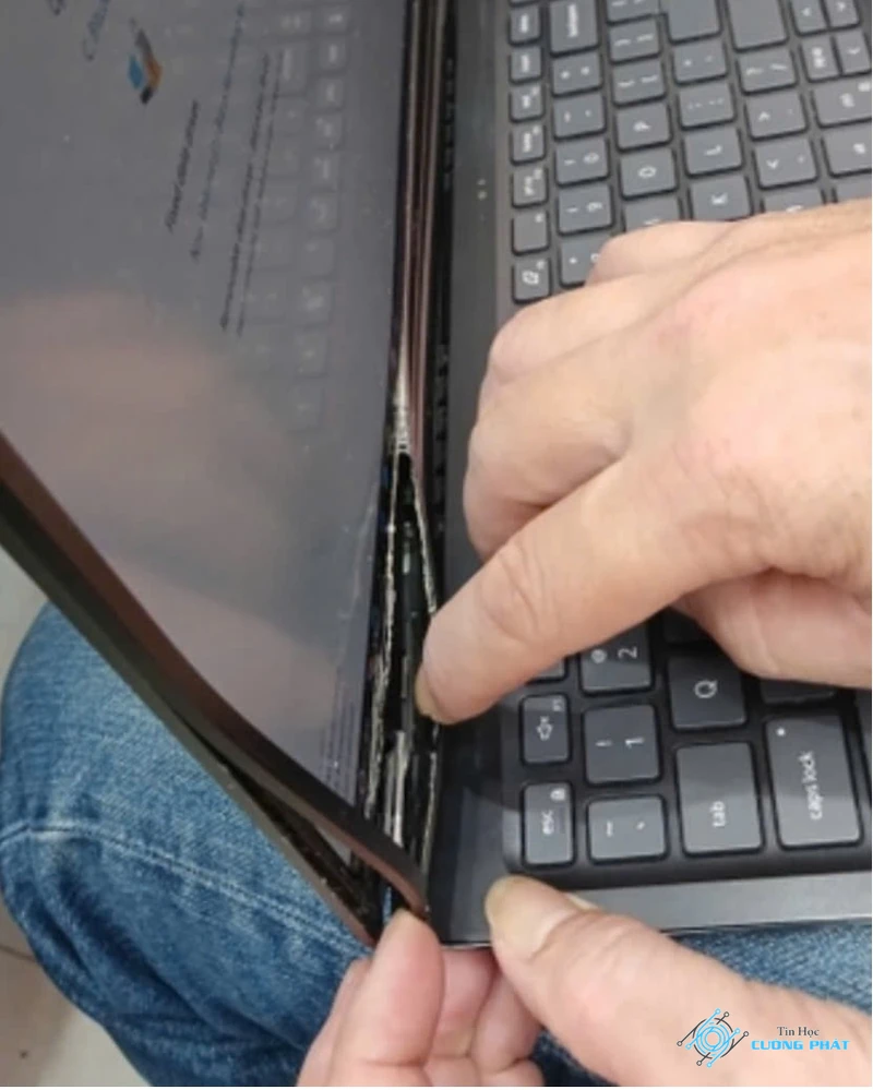 sửa bản lề laptop hình ảnh minh họa chuyên sâu 1