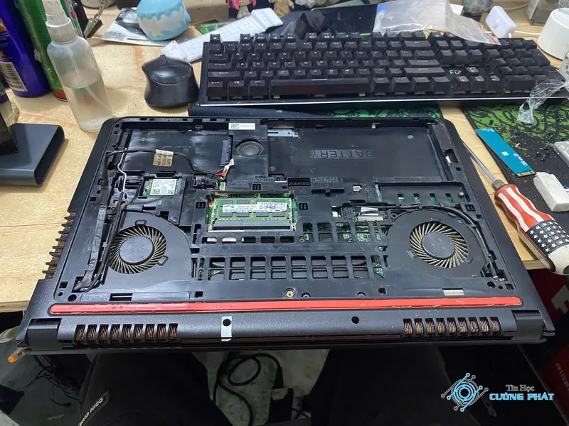 Vệ sinh máy tính Quận 7 hình ảnh minh họa chuyên sâu 3