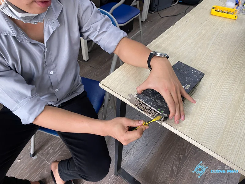 Vệ sinh máy tính Quận 9 hình ảnh minh họa chuyên sâu 2